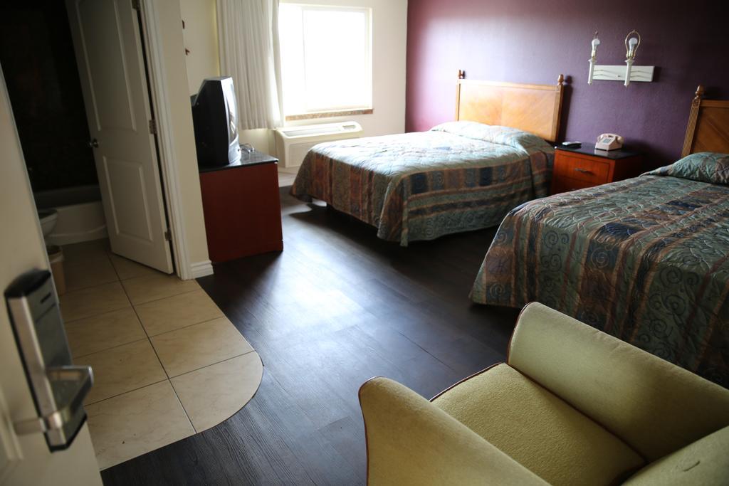 Chateau Inn & Suites Downey Εξωτερικό φωτογραφία