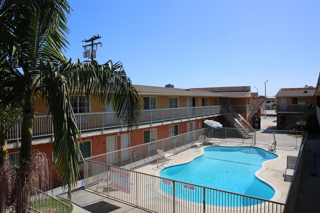 Chateau Inn & Suites Downey Εξωτερικό φωτογραφία