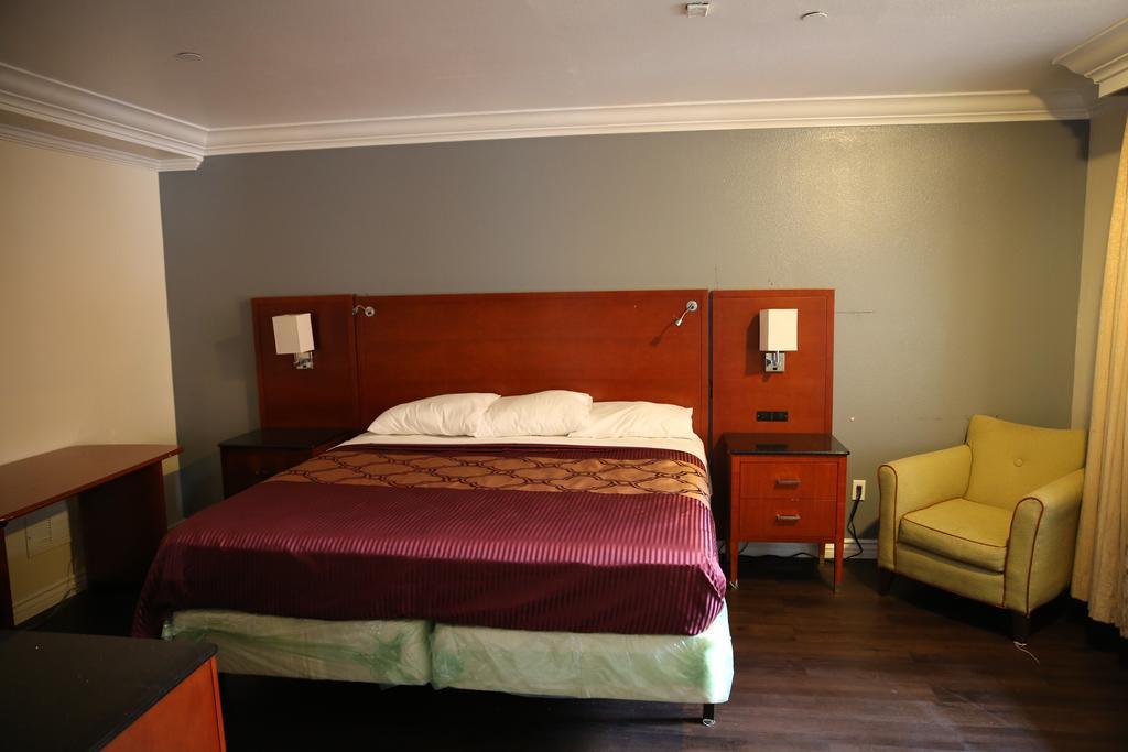 Chateau Inn & Suites Downey Εξωτερικό φωτογραφία